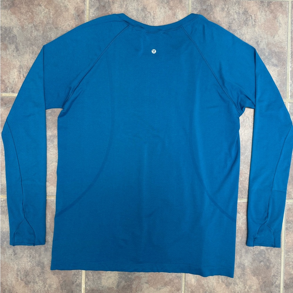 lululemon athletica Long Sleeve Top in Teal Blue